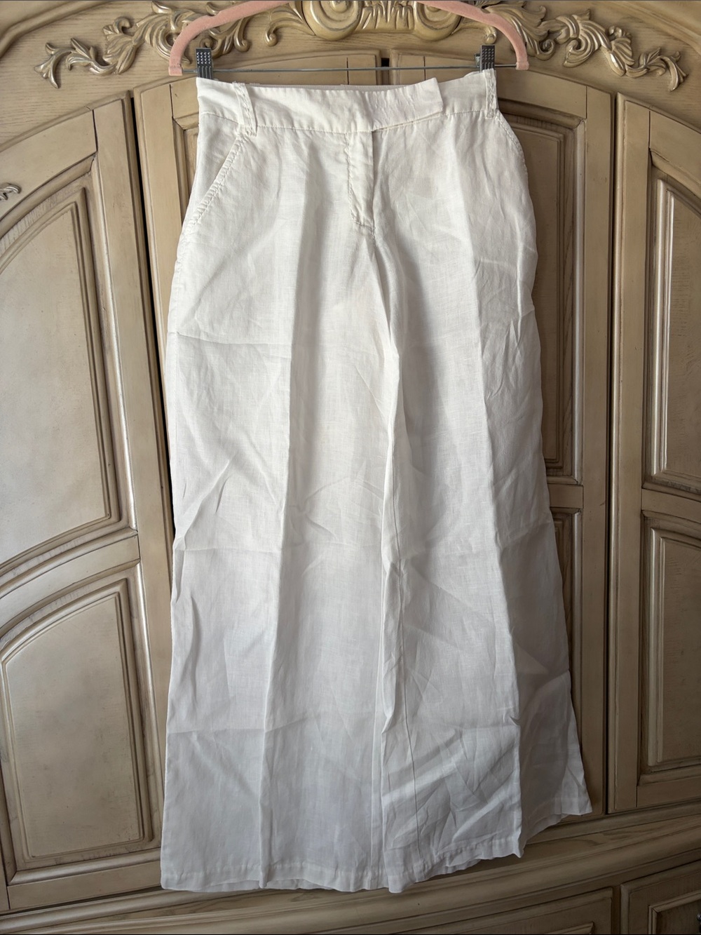 Classic White Linen Maxi Skirt with Front Pleat